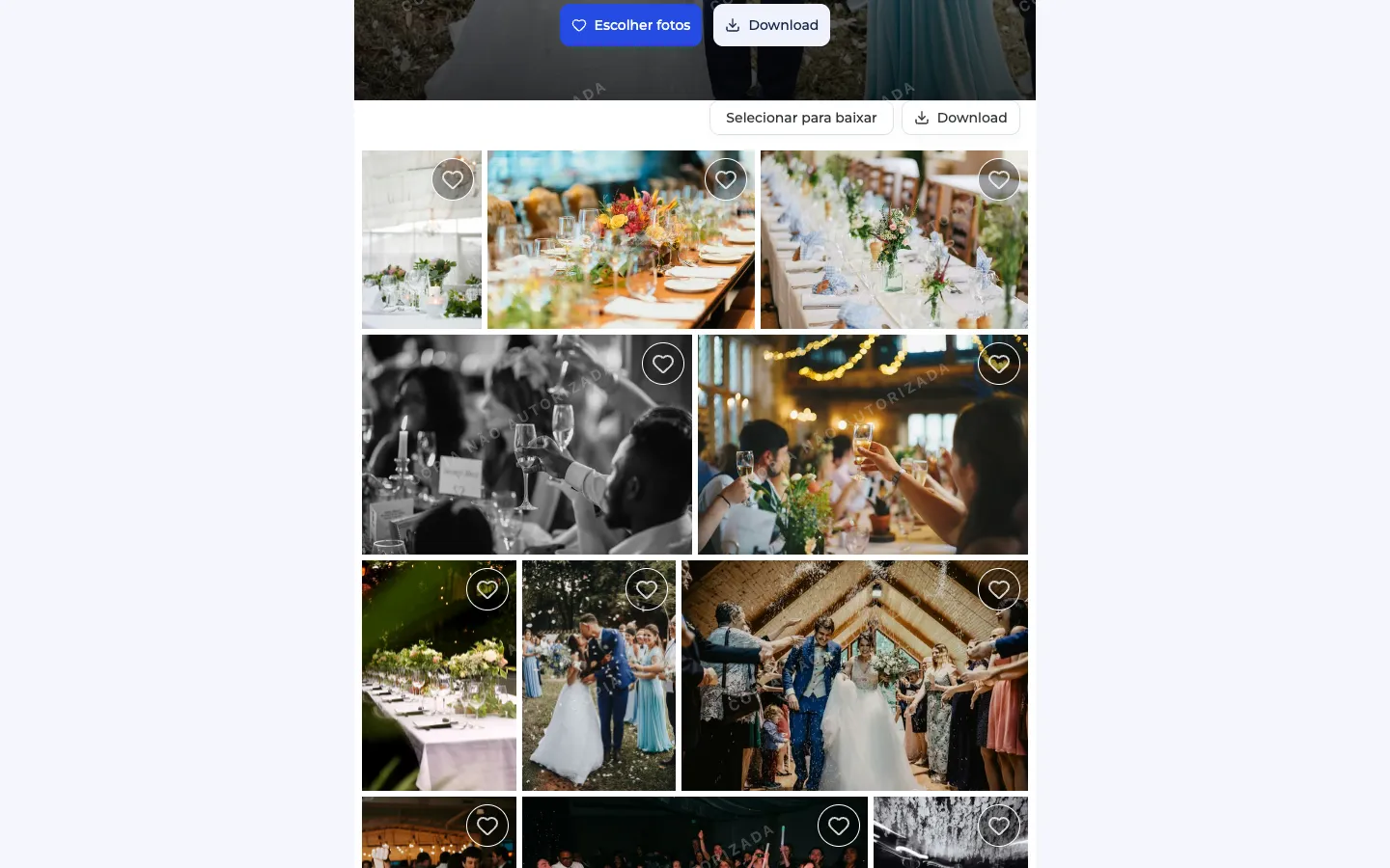 Cliente marcando fotos favoritas na galeria